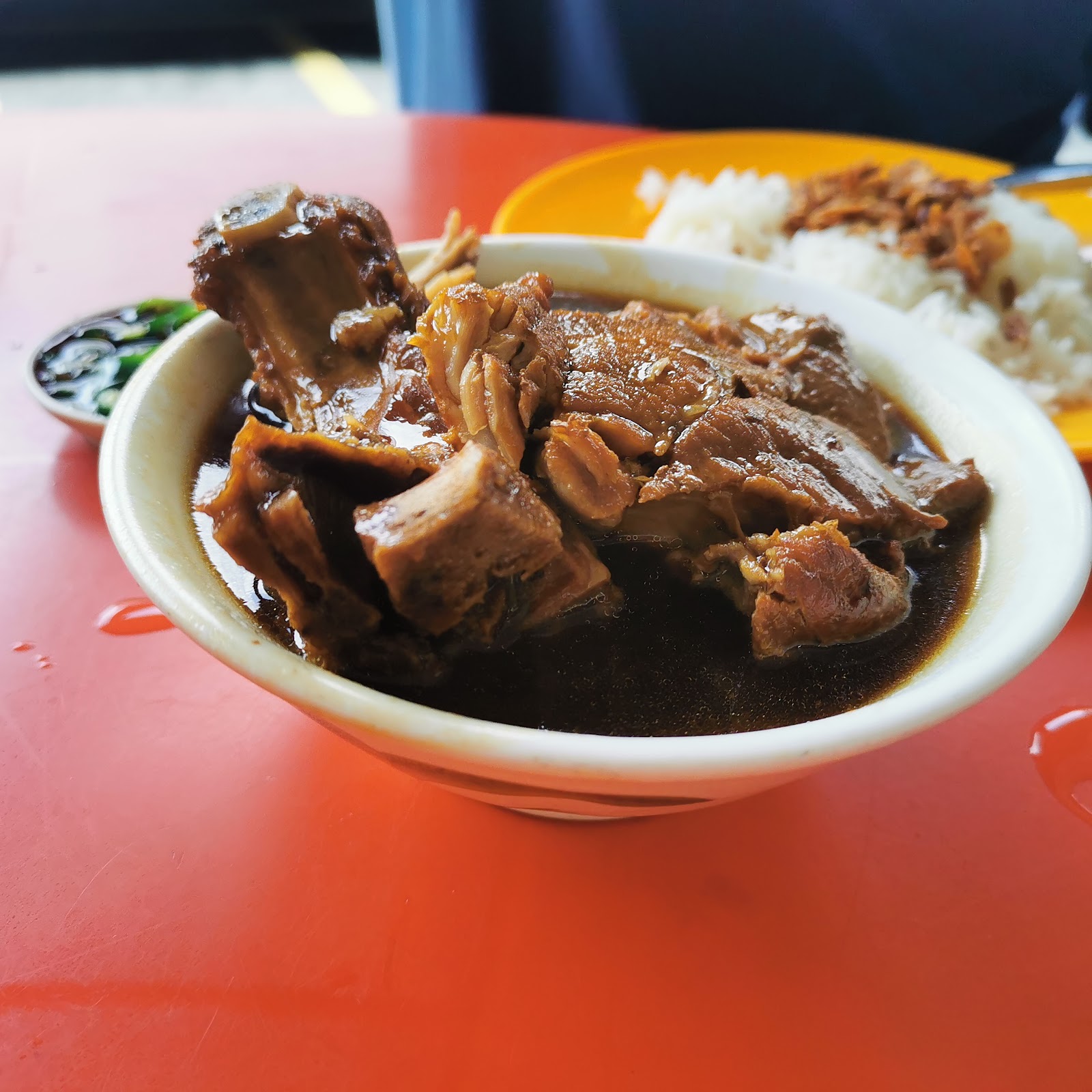 Ah Tat Bah Kut Teh 阿达肉骨茶 6